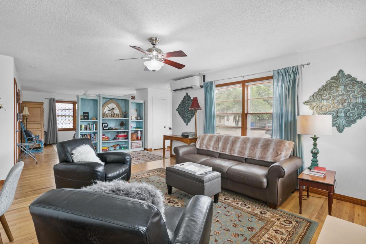 Luxury Oasis- 1 Bedroom Romantic Getaways Lubbock Exterior photo